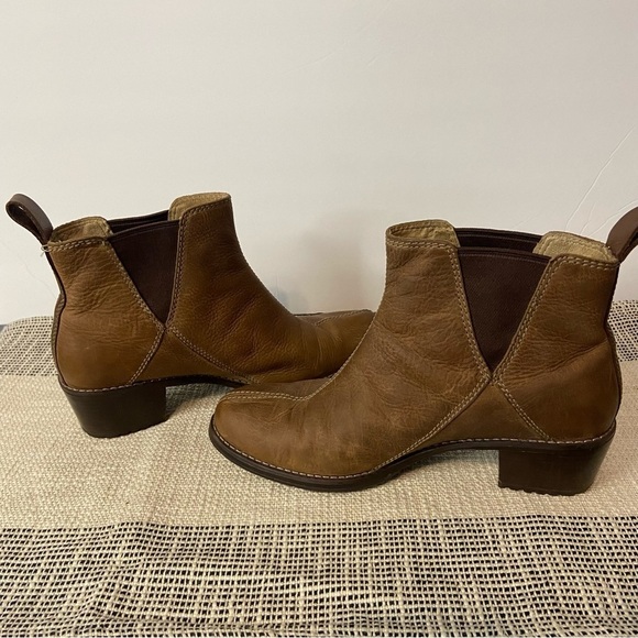 REDWING / Brown Leather Chelsea Ankle Boots Size 7.5 - Picture 4 of 14